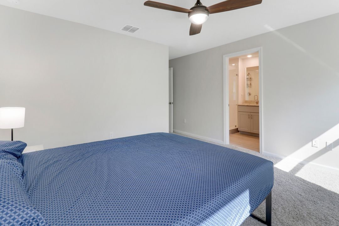 На продажу: $389,999 (3 спален, 2 ванн, 1475 Квадратных фут)