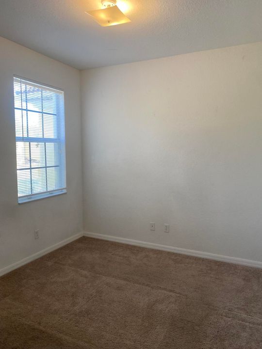 For Rent: $2,700 (3 beds, 2 baths, 1609 Square Feet)