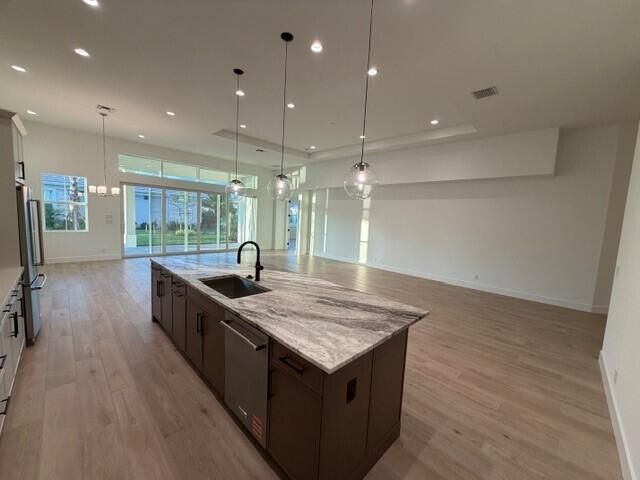 待售: $1,119,000 (3 贝兹, 2 浴室, 2964 平方英尺)