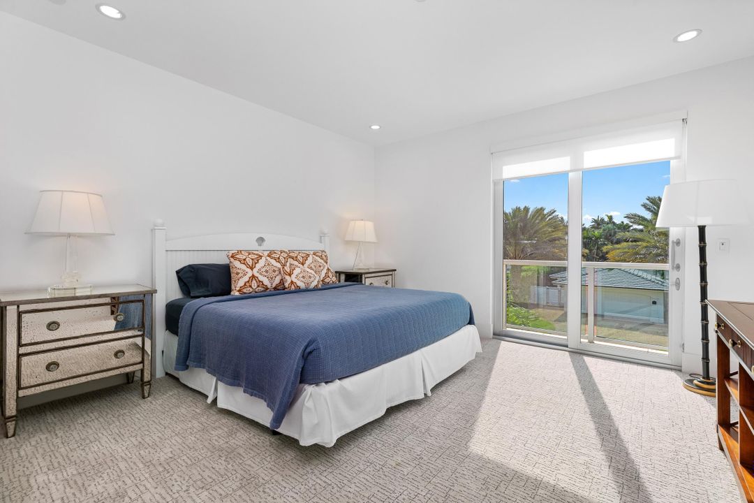 For Sale: $5,850,000 (5 beds, 6 baths, 4740 Square Feet)