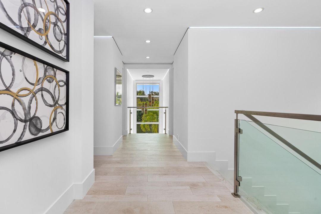 For Sale: $5,850,000 (5 beds, 6 baths, 4740 Square Feet)