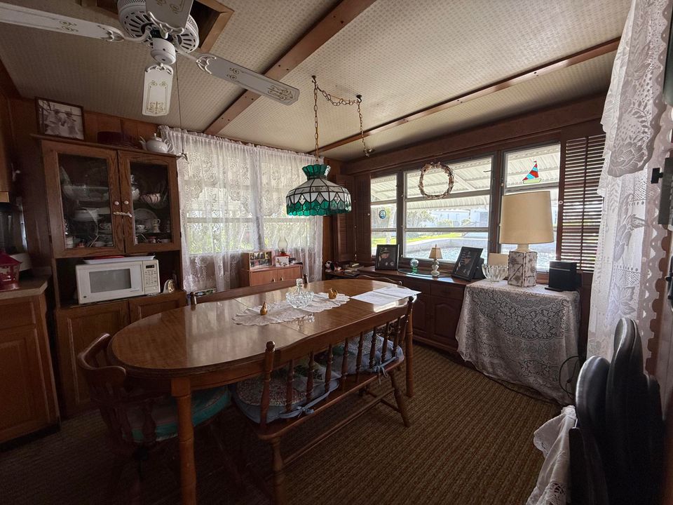 待售: $490,000 (1 贝兹, 1 浴室, 550 平方英尺)