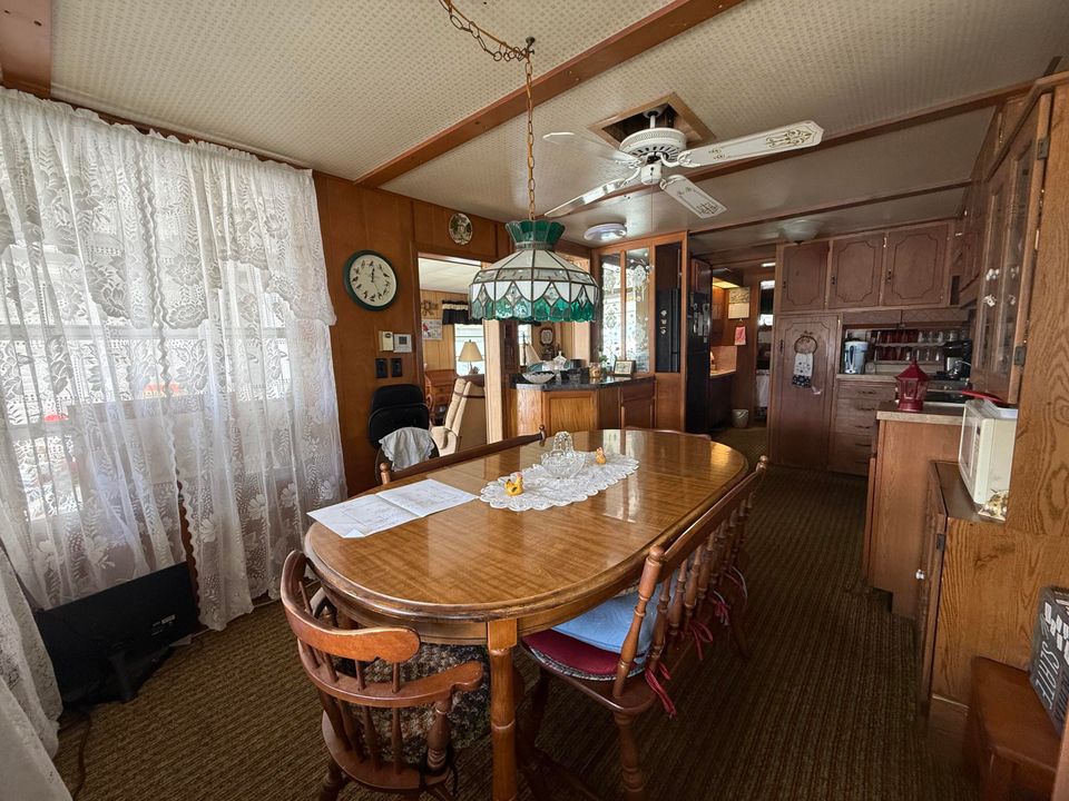 待售: $490,000 (1 贝兹, 1 浴室, 550 平方英尺)