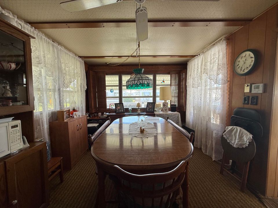 待售: $490,000 (1 贝兹, 1 浴室, 550 平方英尺)