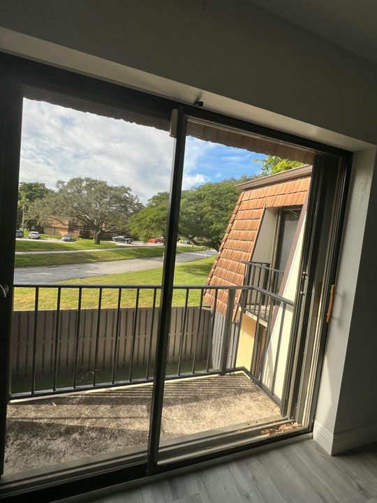 En Renta: $2,600 (3 camas, 3 baños, 1488 Pies cuadrados)