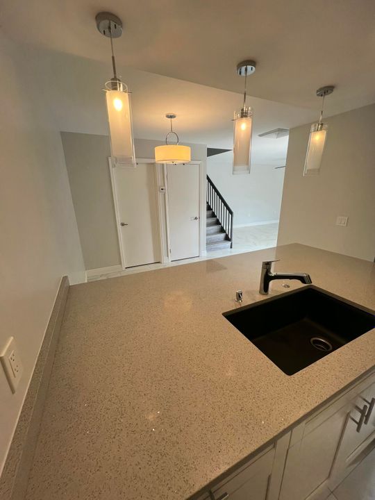 En Renta: $2,600 (3 camas, 3 baños, 1488 Pies cuadrados)