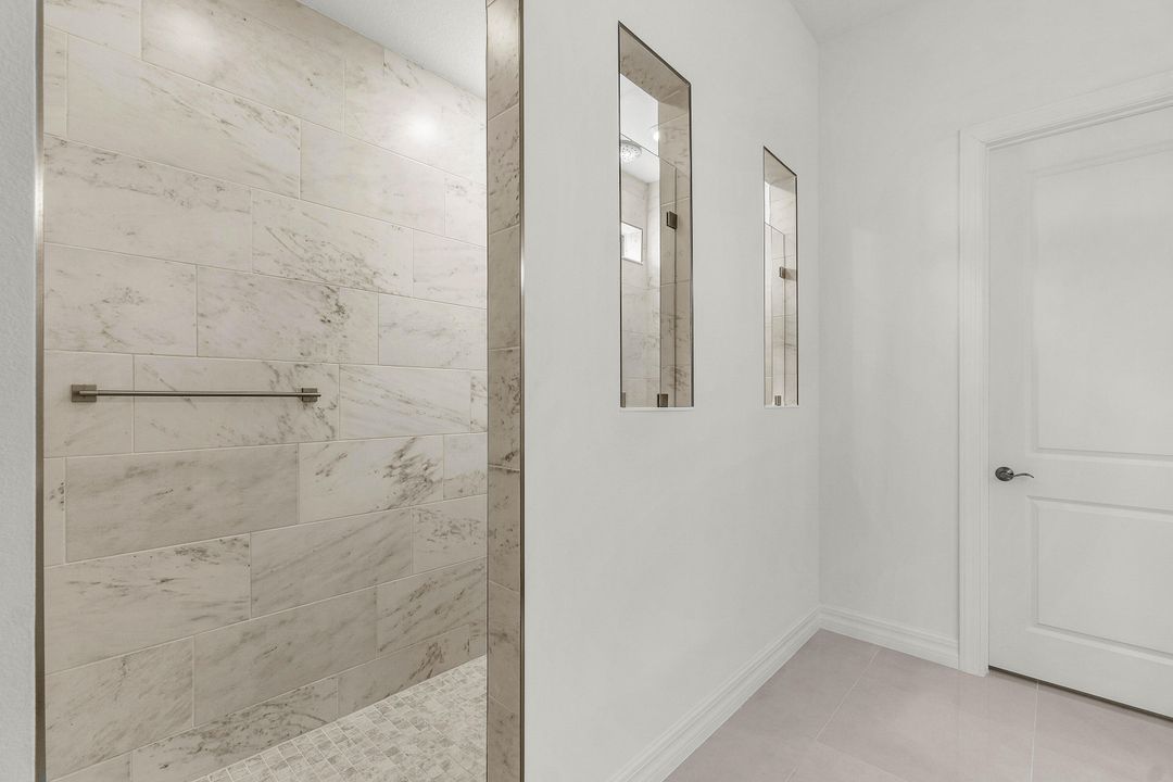 For Sale: $819,500 (3 beds, 2 baths, 2117 Square Feet)