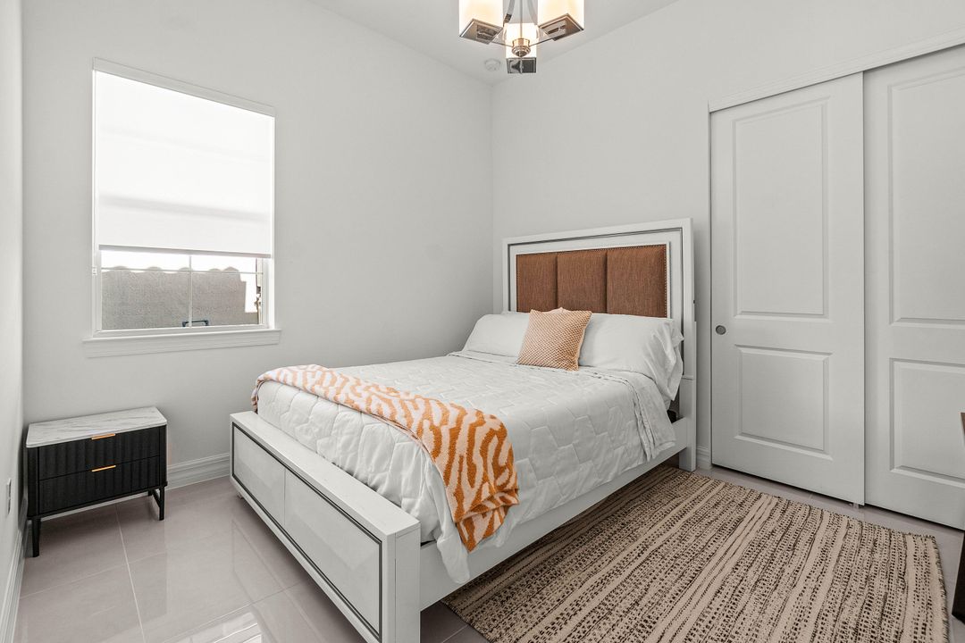 For Sale: $819,500 (3 beds, 2 baths, 2117 Square Feet)