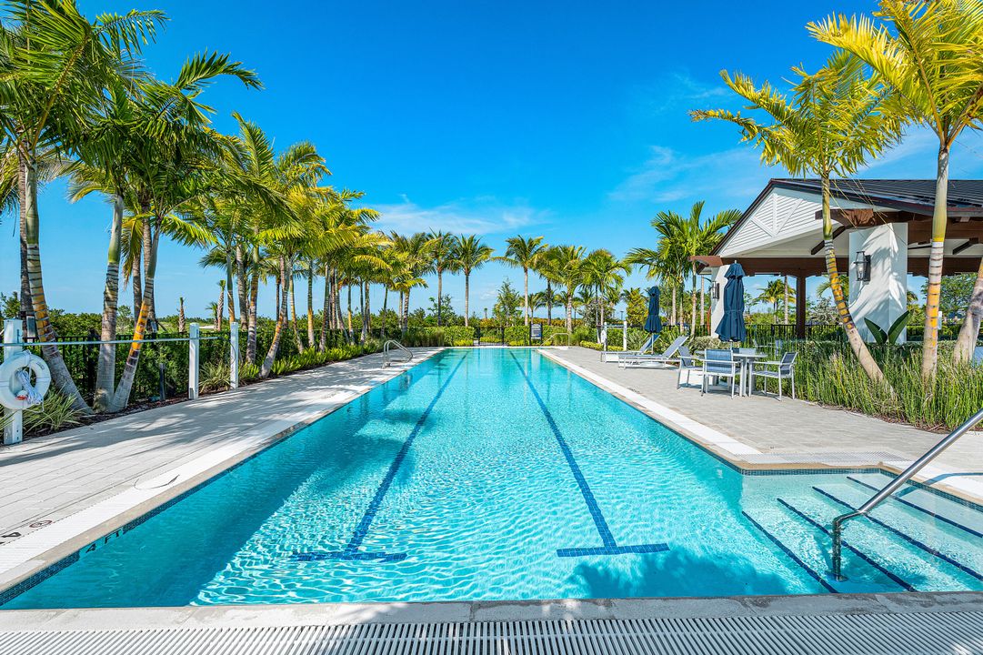 For Sale: $819,500 (3 beds, 2 baths, 2117 Square Feet)