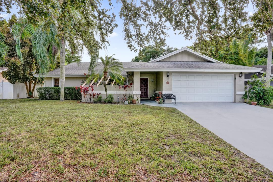 For Sale: $489,000 (3 beds, 2 baths, 1668 Square Feet)