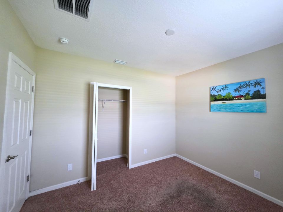 В аренду: $2,450 (4 спален, 2 ванн, 1935 Квадратных фут)