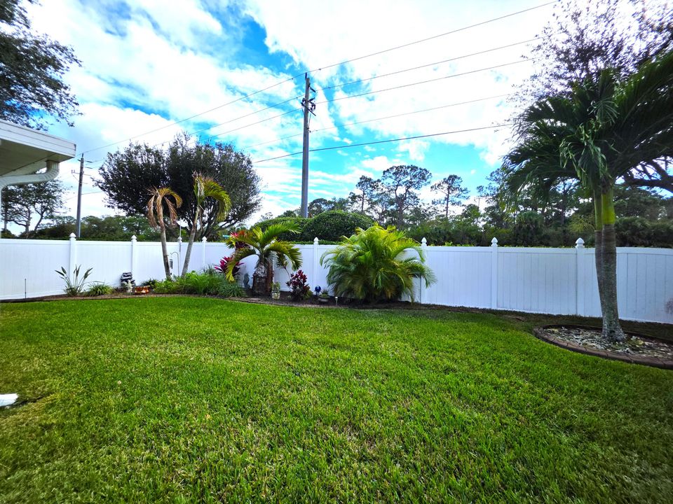 В аренду: $2,450 (4 спален, 2 ванн, 1935 Квадратных фут)