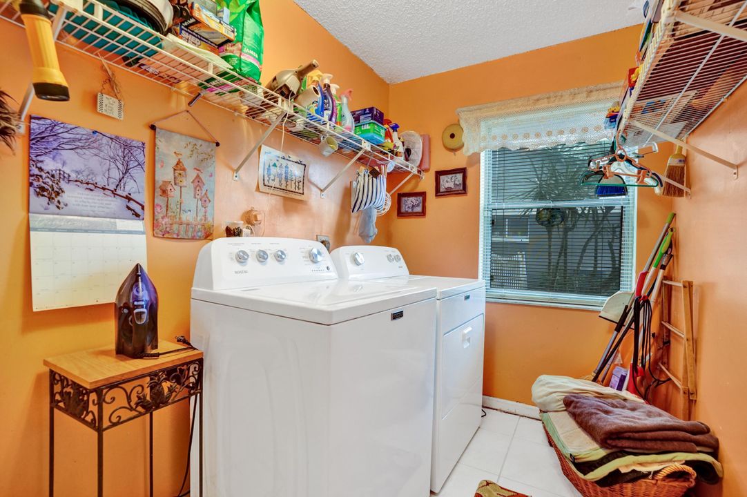 For Sale: $489,000 (3 beds, 2 baths, 1668 Square Feet)