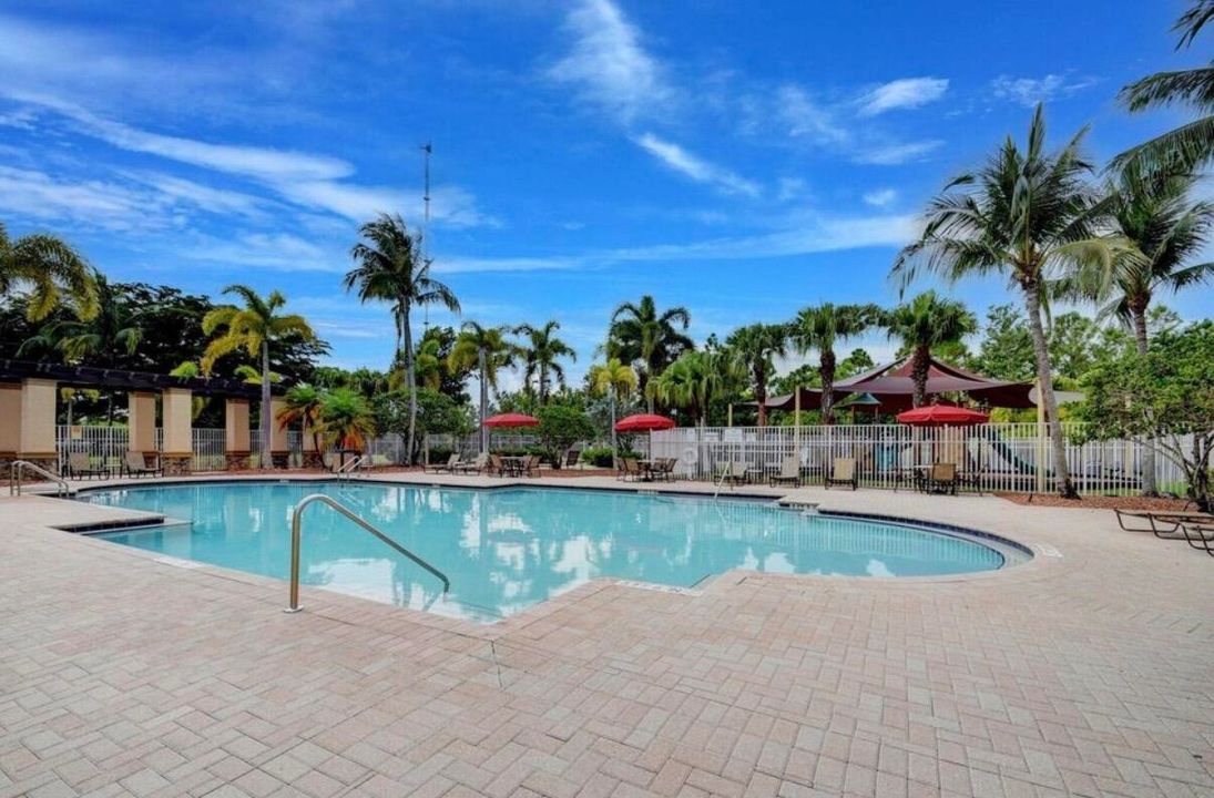 For Rent: $3,800 (4 beds, 2 baths, 2122 Square Feet)