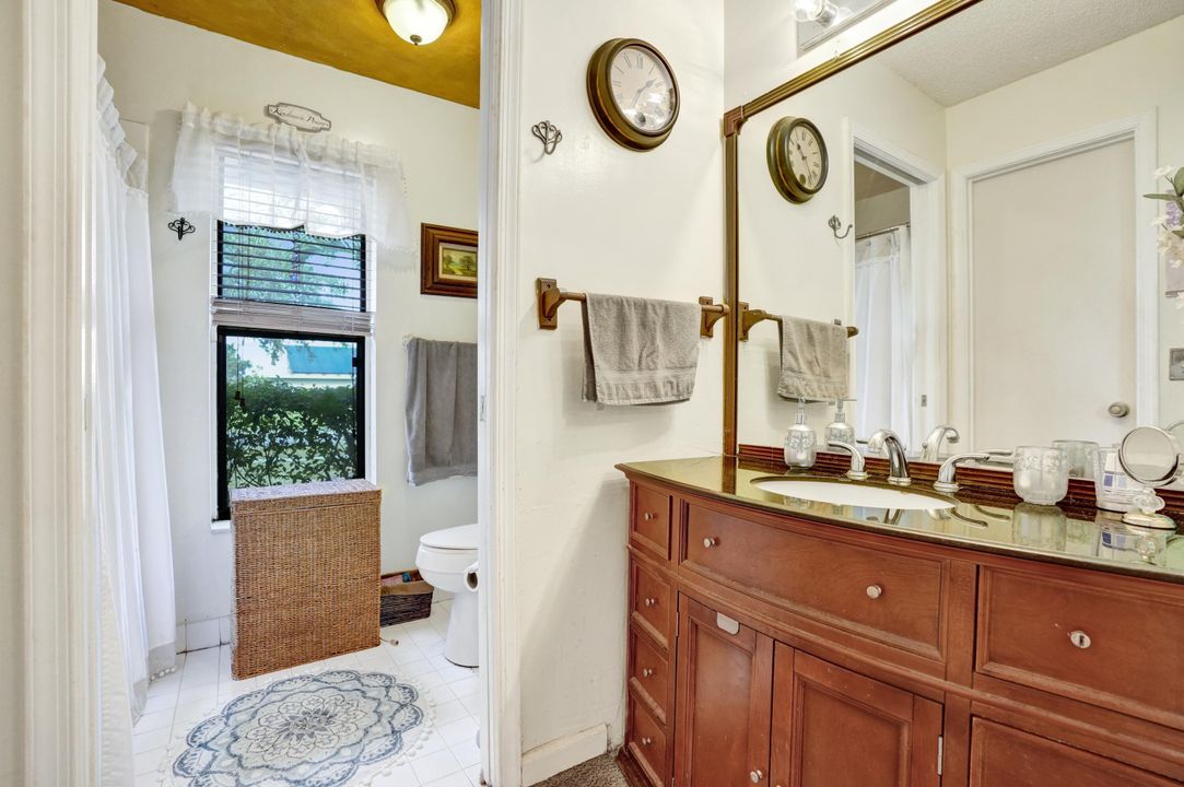 For Sale: $489,000 (3 beds, 2 baths, 1668 Square Feet)