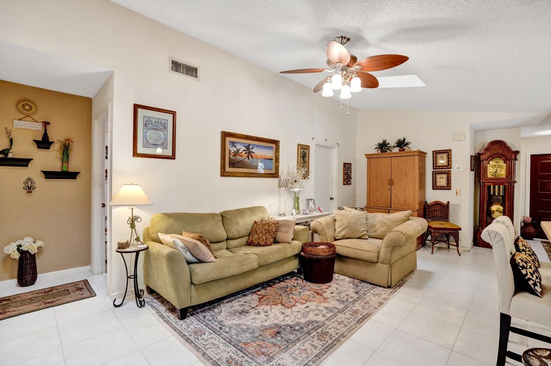 For Sale: $489,000 (3 beds, 2 baths, 1668 Square Feet)