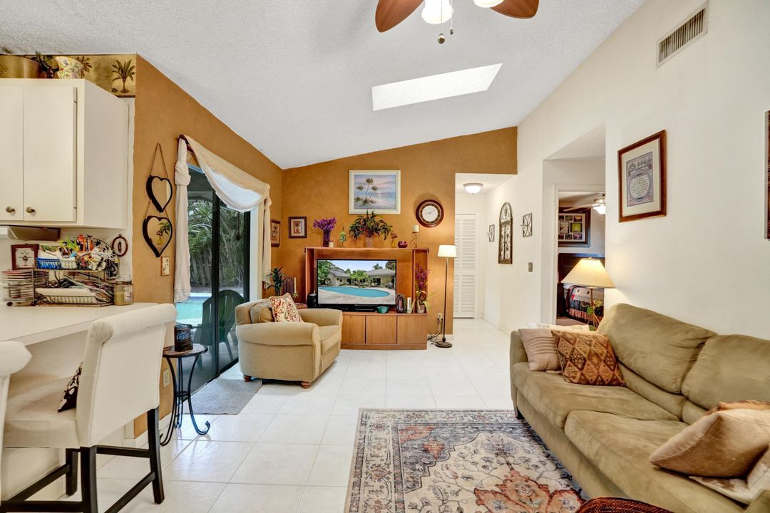 For Sale: $489,000 (3 beds, 2 baths, 1668 Square Feet)