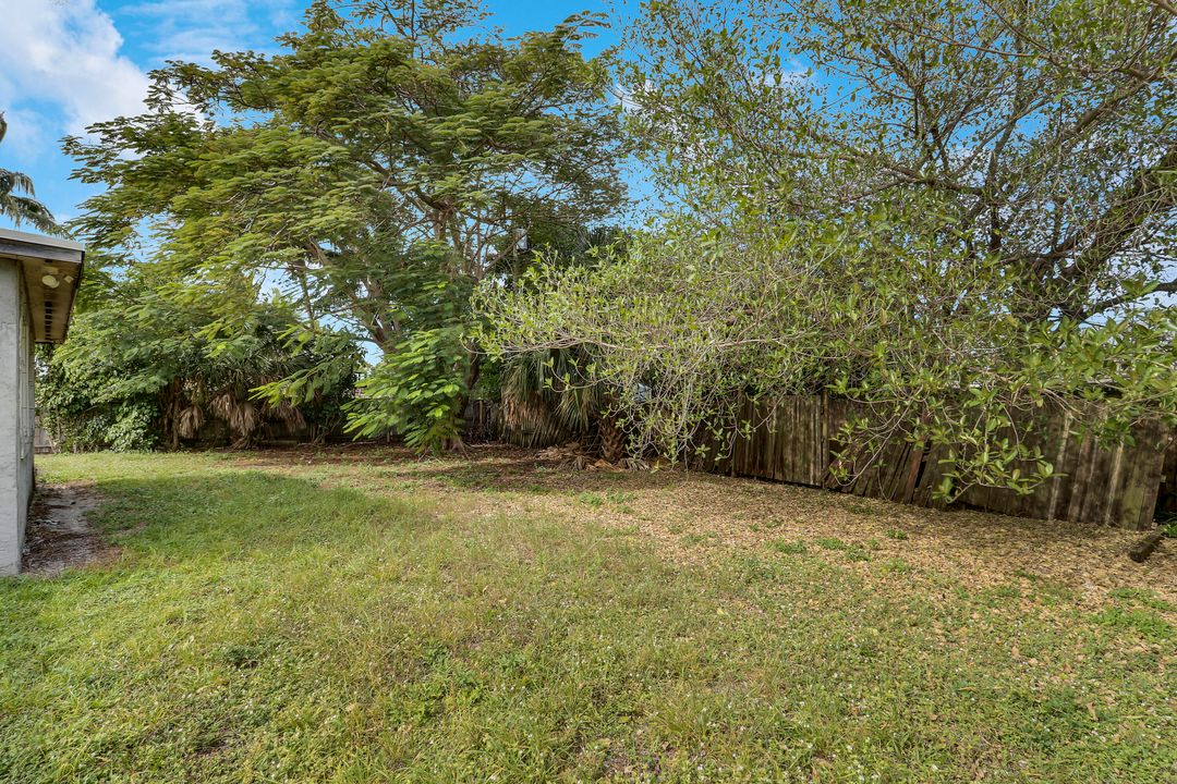 待售: $450,000 (4 贝兹, 2 浴室, 1453 平方英尺)