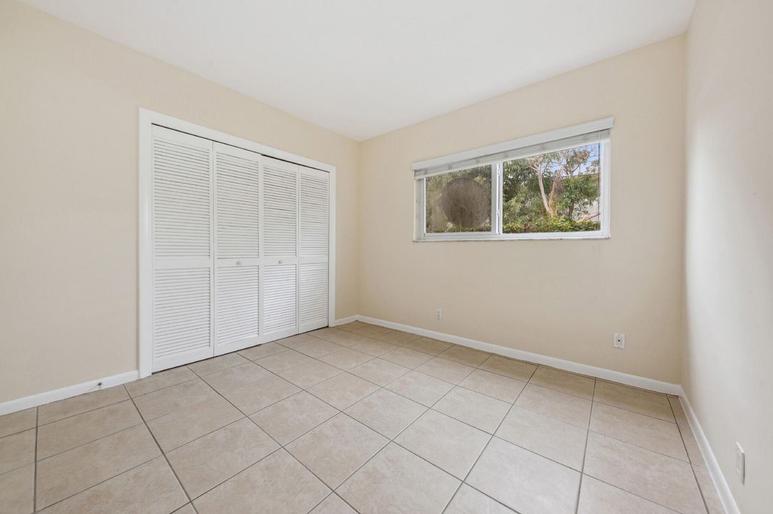 В аренду: $2,500 (2 спален, 2 ванн, 900 Квадратных фут)