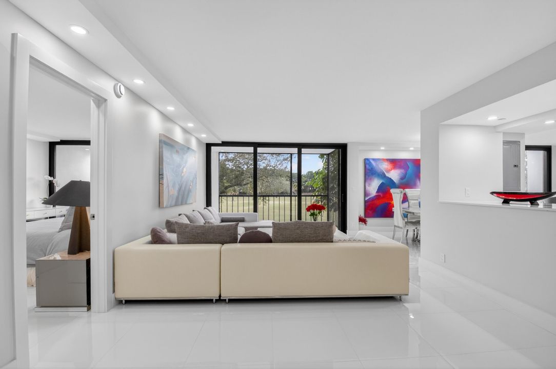 待售: $589,000 (2 贝兹, 2 浴室, 1255 平方英尺)