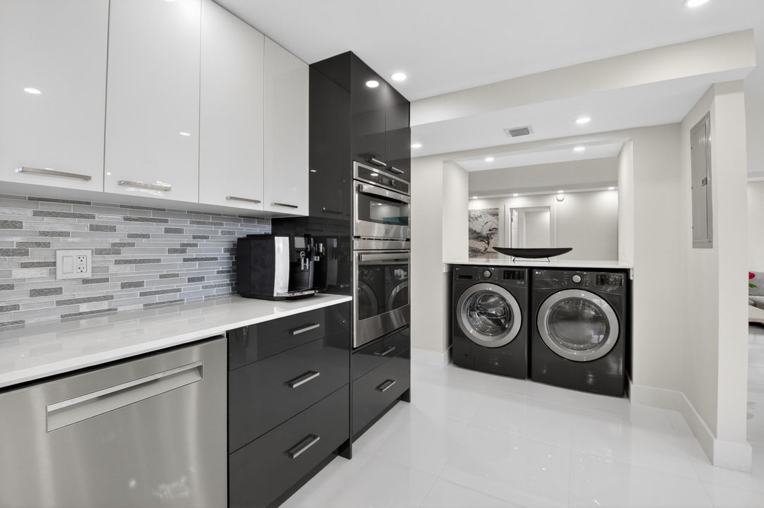 待售: $589,000 (2 贝兹, 2 浴室, 1255 平方英尺)