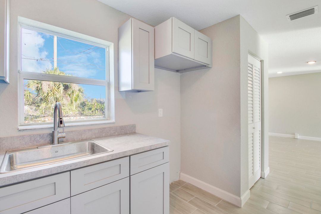 For Sale: $425,000 (0 beds, 0 baths, 2296 Square Feet)