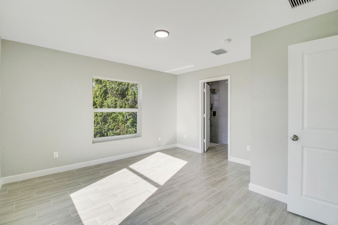 For Sale: $425,000 (0 beds, 0 baths, 2296 Square Feet)