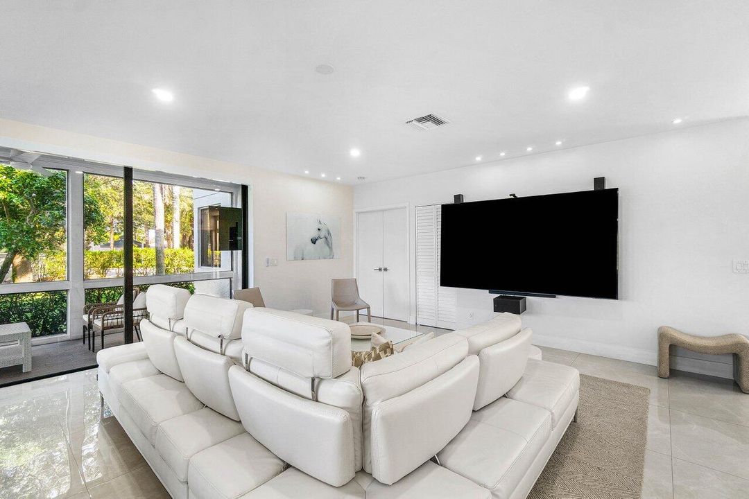 待售: $450,000 (2 贝兹, 2 浴室, 1458 平方英尺)