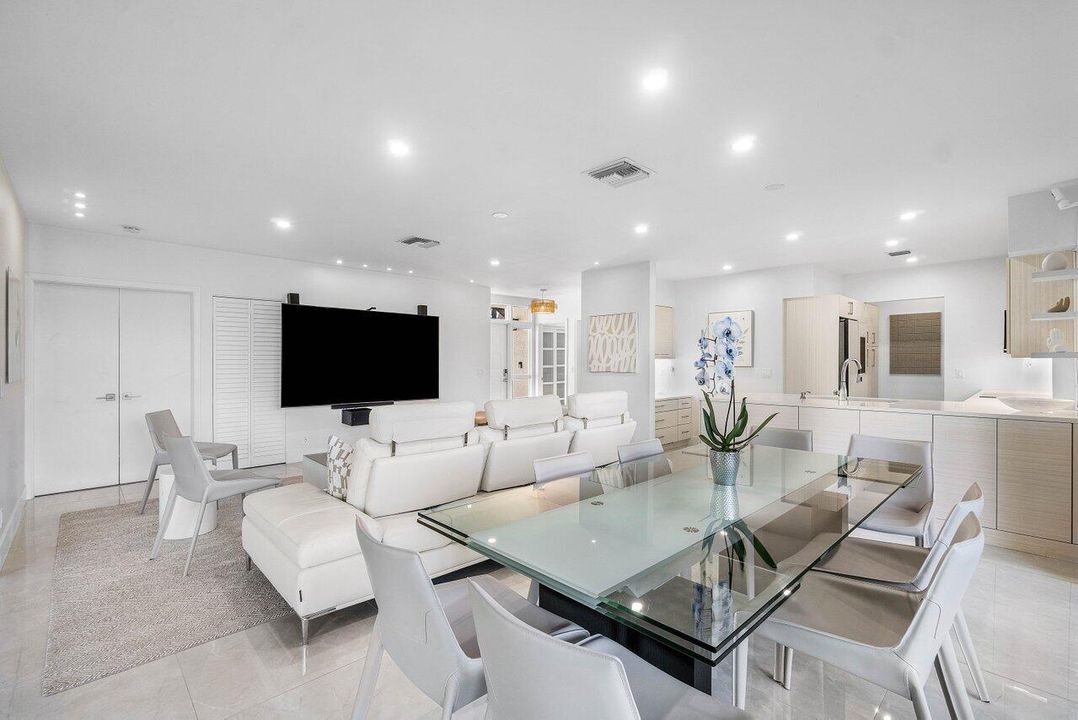 待售: $450,000 (2 贝兹, 2 浴室, 1458 平方英尺)