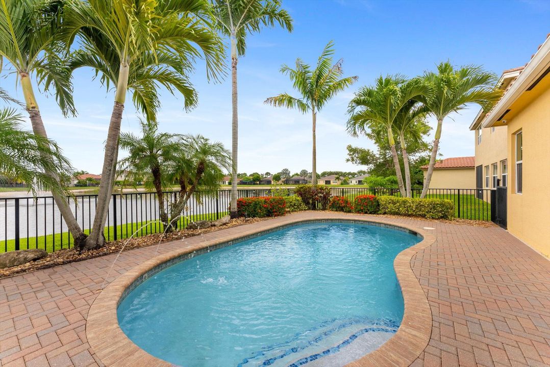 For Sale: $795,000 (4 beds, 4 baths, 2955 Square Feet)