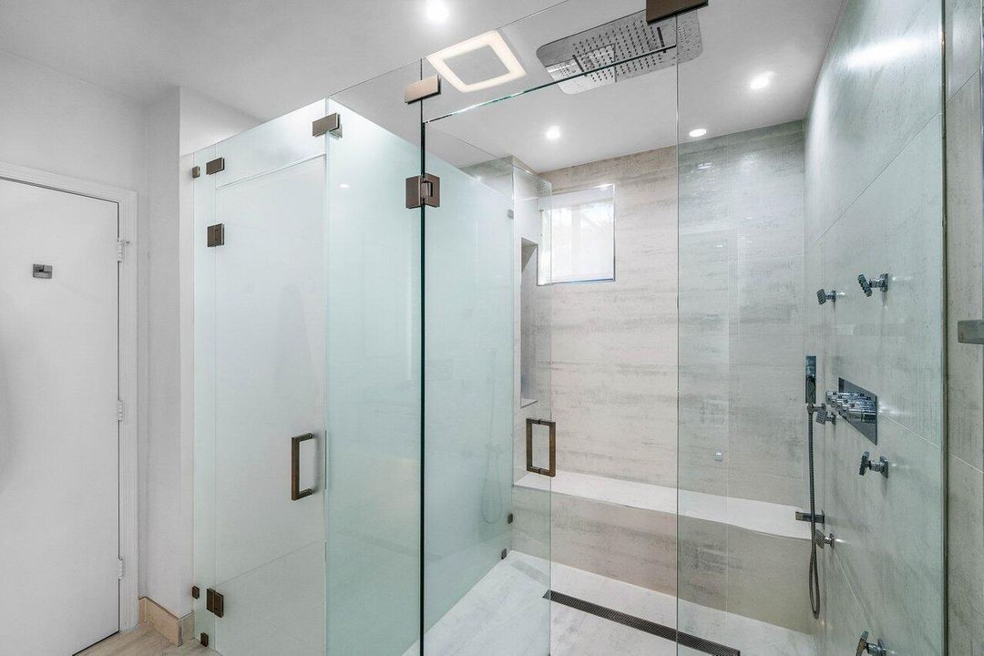 待售: $450,000 (2 贝兹, 2 浴室, 1458 平方英尺)