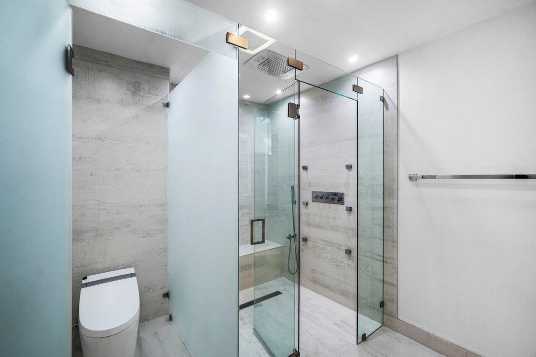 待售: $450,000 (2 贝兹, 2 浴室, 1458 平方英尺)