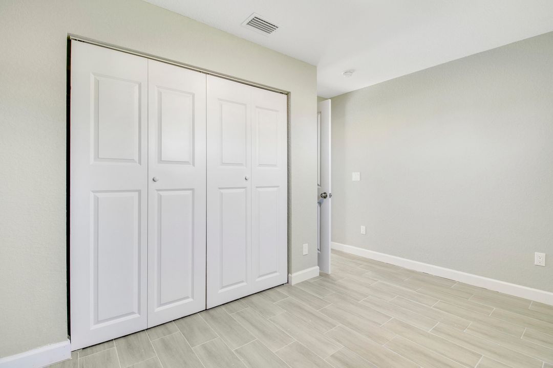 For Sale: $425,000 (0 beds, 0 baths, 2296 Square Feet)