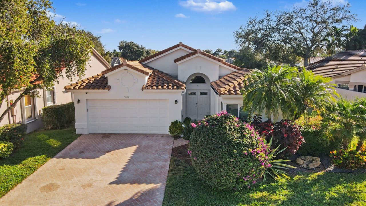 For Sale: $508,886 (3 beds, 2 baths, 2374 Square Feet)