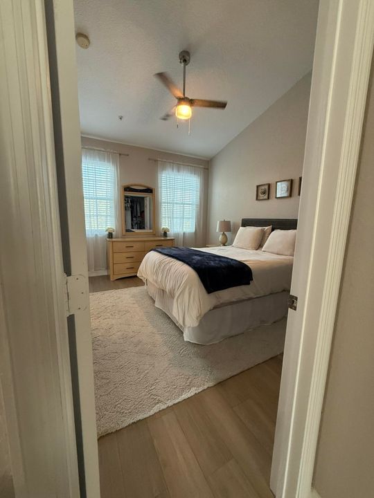 For Rent: $3,500 (3 beds, 2 baths, 1542 Square Feet)