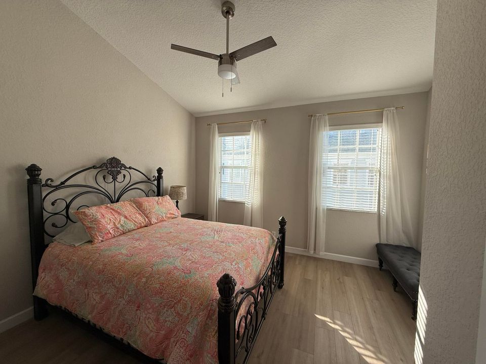 For Rent: $3,500 (3 beds, 2 baths, 1542 Square Feet)