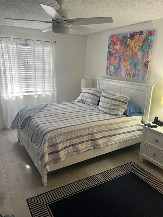 En Venta: $270,000 (2 camas, 2 baños, 1335 Pies cuadrados)