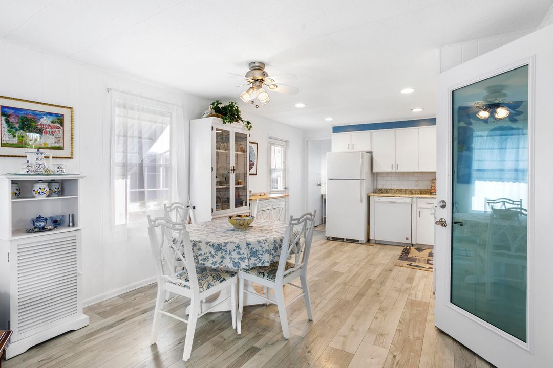 En Venta: $169,900 (2 camas, 2 baños, 1038 Pies cuadrados)