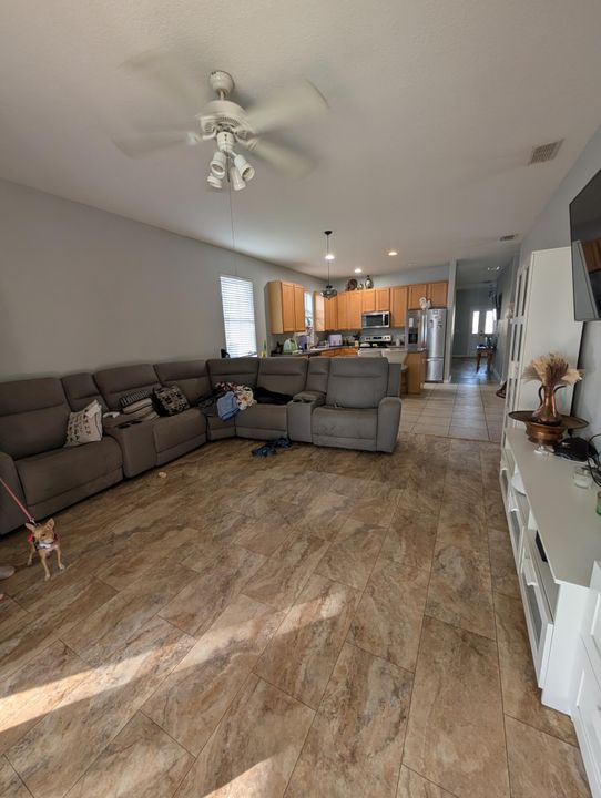 На продажу: $344,900 (3 спален, 2 ванн, 1631 Квадратных фут)