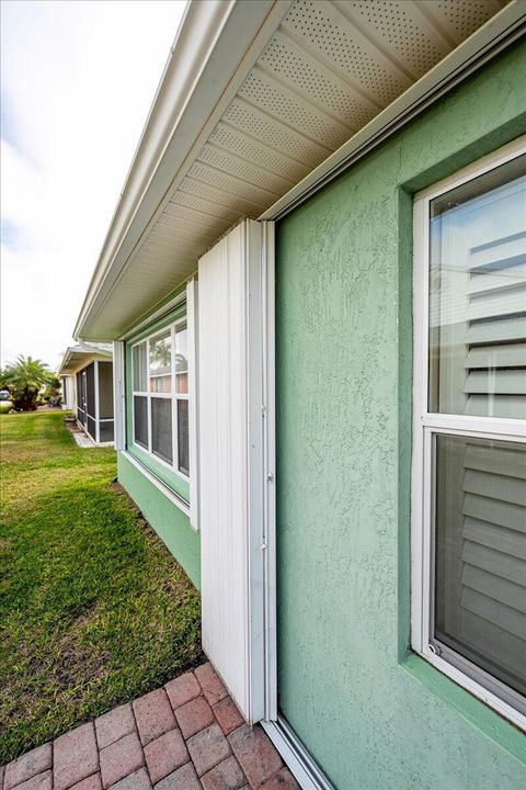 For Sale: $349,321 (3 beds, 2 baths, 1955 Square Feet)