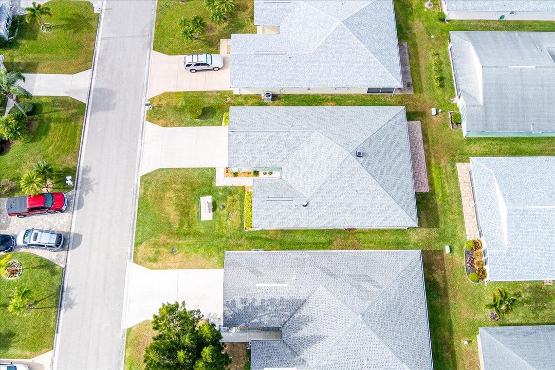 For Sale: $349,321 (3 beds, 2 baths, 1955 Square Feet)