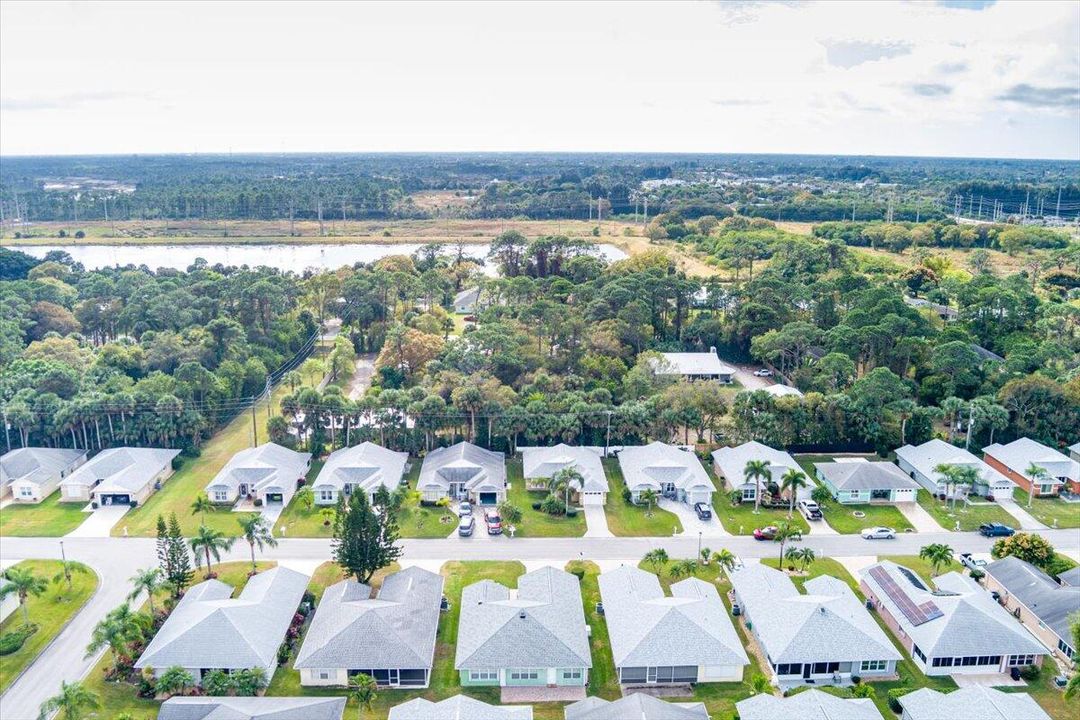 For Sale: $349,321 (3 beds, 2 baths, 1955 Square Feet)