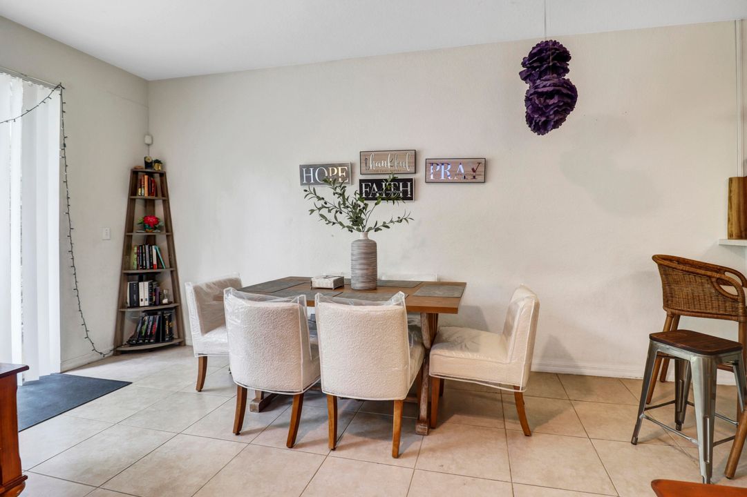 En Renta: $2,500 (3 camas, 2 baños, 1338 Pies cuadrados)