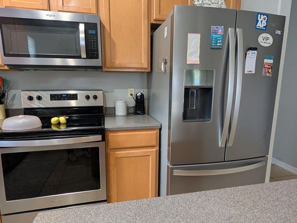 На продажу: $344,900 (3 спален, 2 ванн, 1631 Квадратных фут)