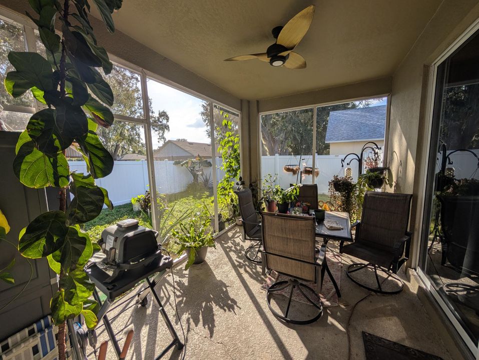 На продажу: $344,900 (3 спален, 2 ванн, 1631 Квадратных фут)