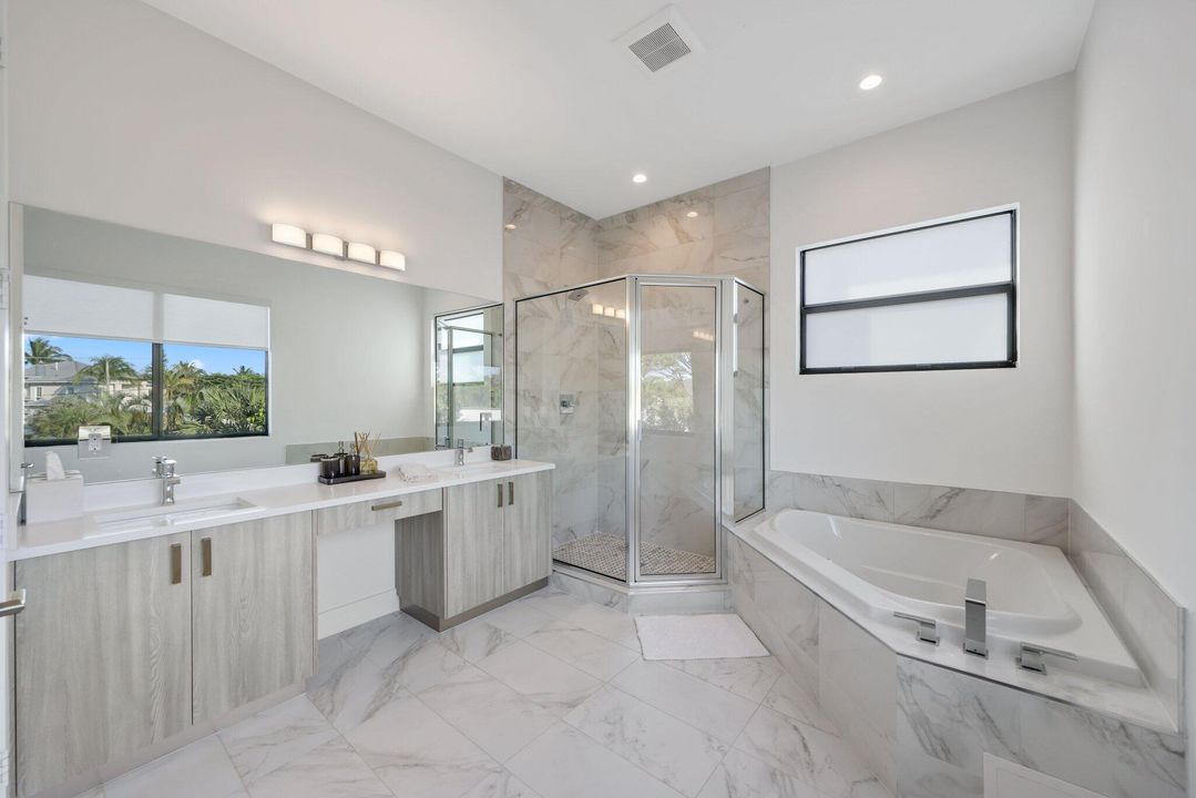 For Rent: $7,000 (4 beds, 3 baths, 2263 Square Feet)