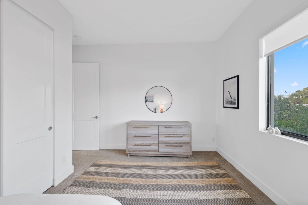 For Rent: $7,000 (4 beds, 3 baths, 2263 Square Feet)