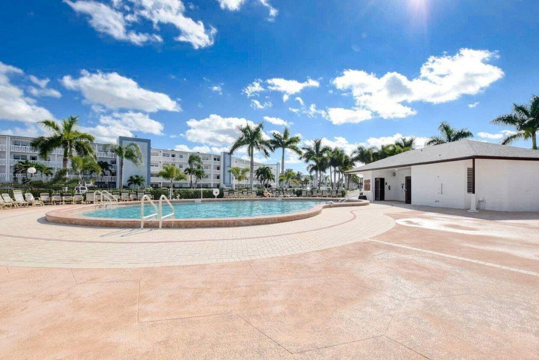 出租: $1,650 (1 贝兹, 1 浴室, 720 平方英尺)