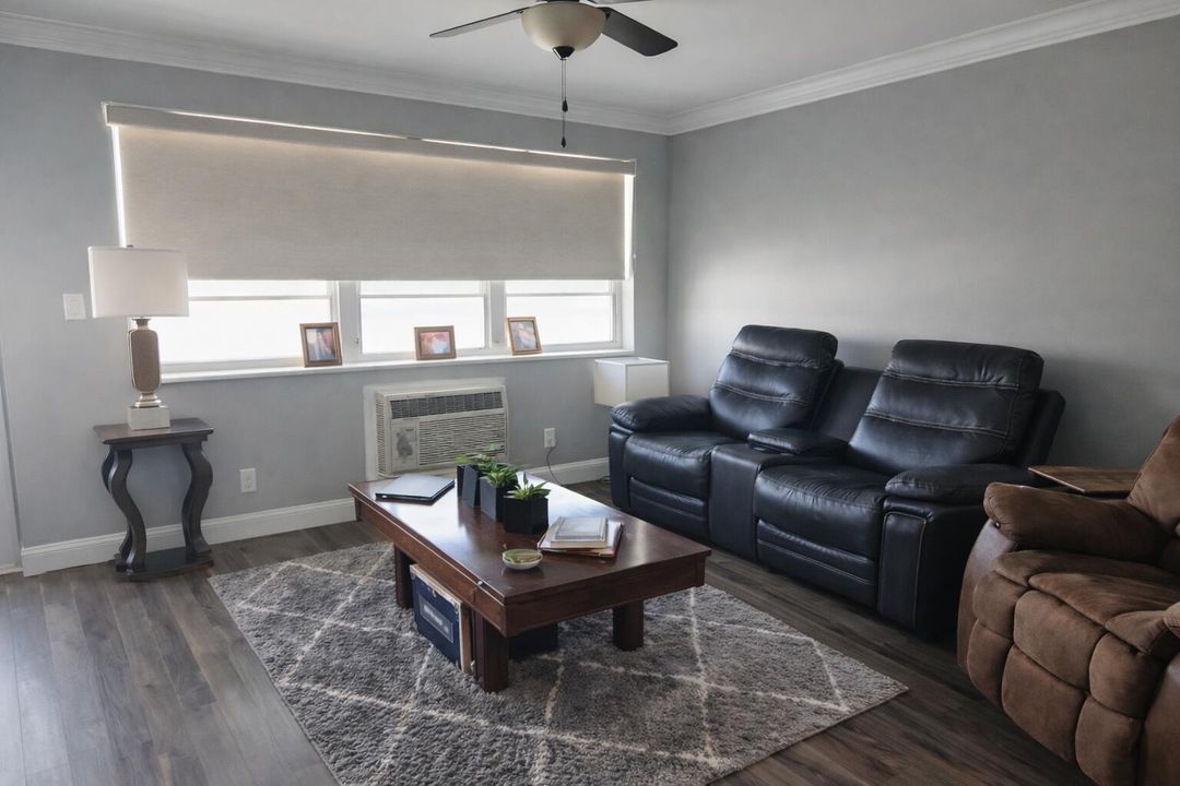 待售: $83,000 (1 贝兹, 1 浴室, 570 平方英尺)