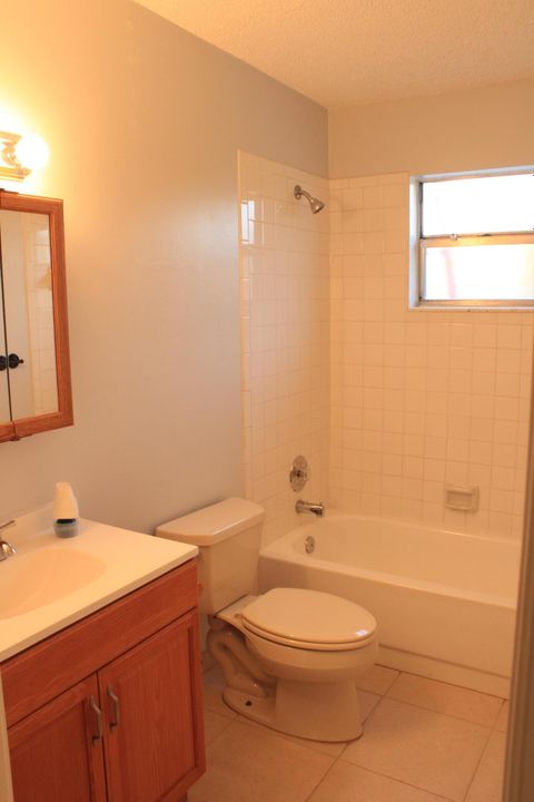 En Renta: $3,200 (3 camas, 2 baños, 1452 Pies cuadrados)